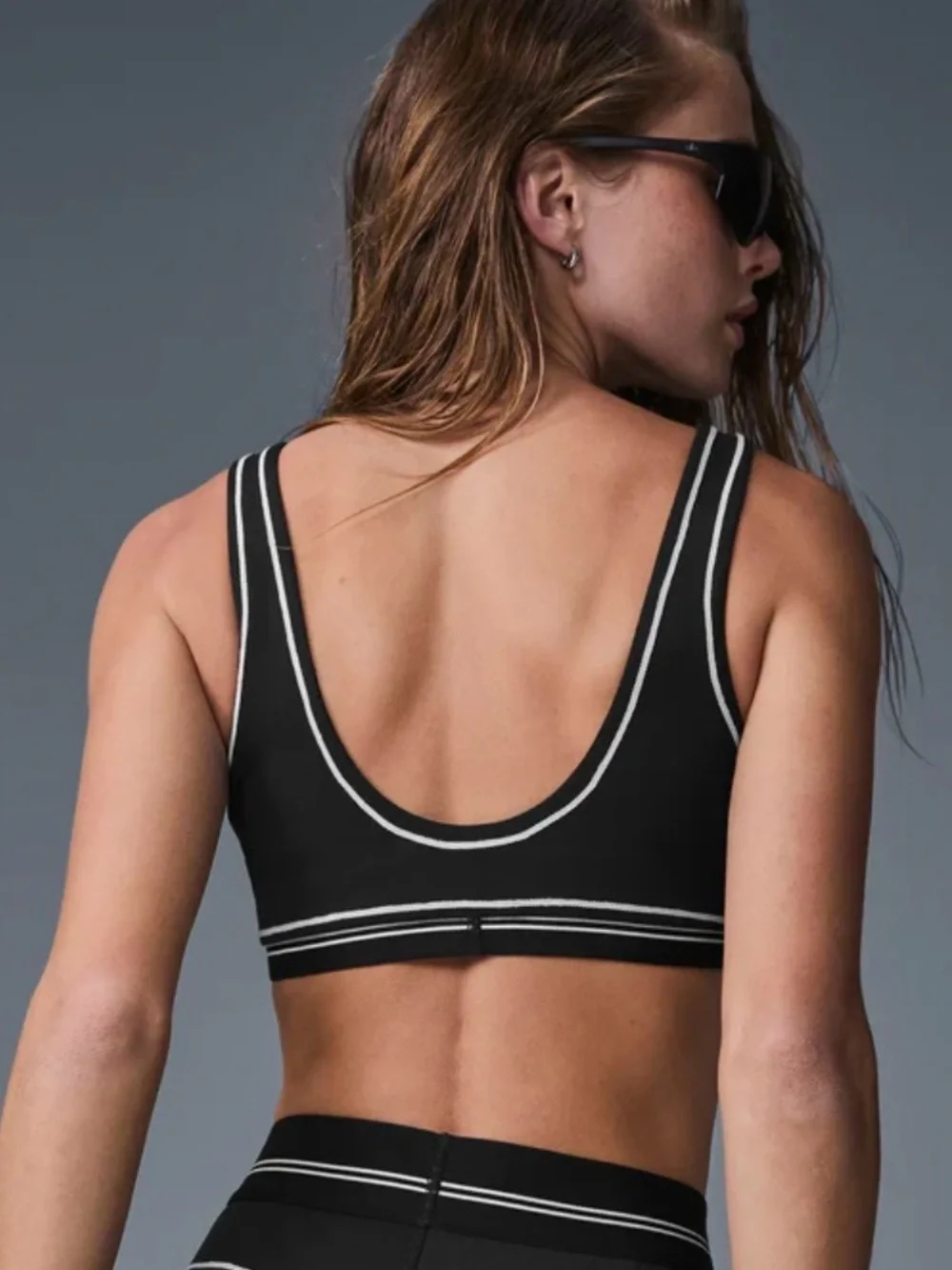ALO Yoga Airbrush Heart Throb Bra in Black/White - XS